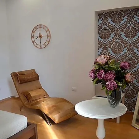 La Maison B&B 3*