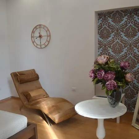 B&B La Maison 3*